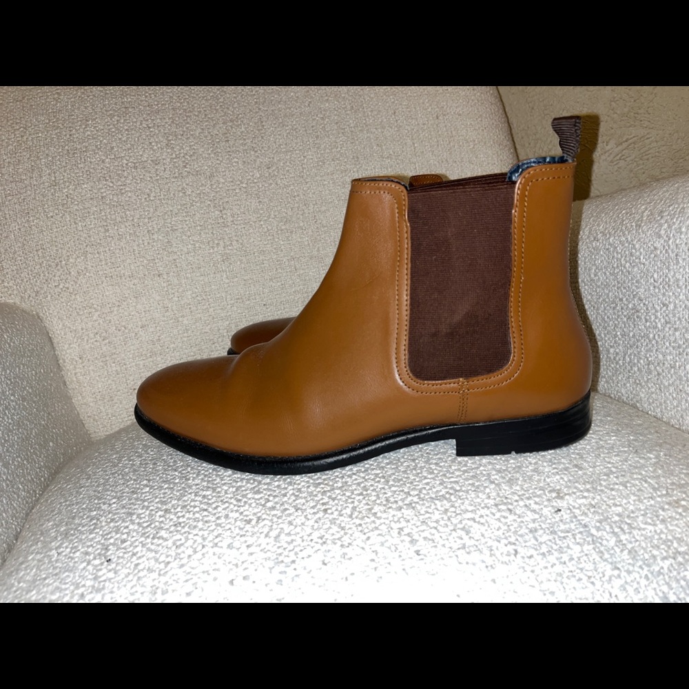 Dress boots